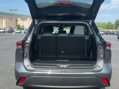 2023 Toyota Highlander LE