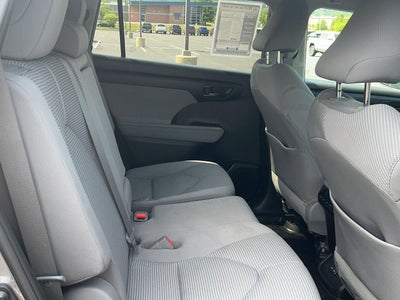 2023 Toyota Highlander LE