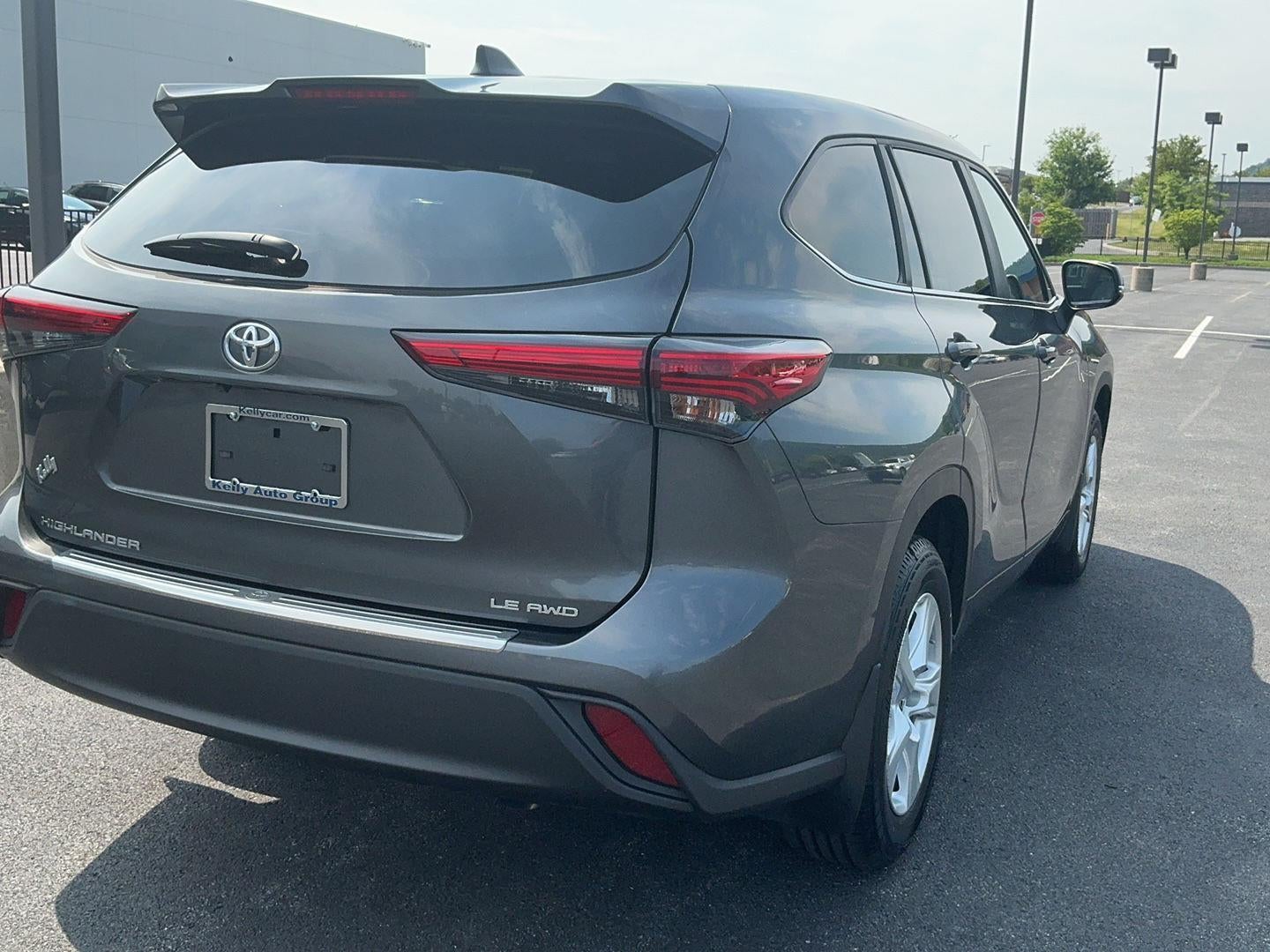 2023 Toyota Highlander LE