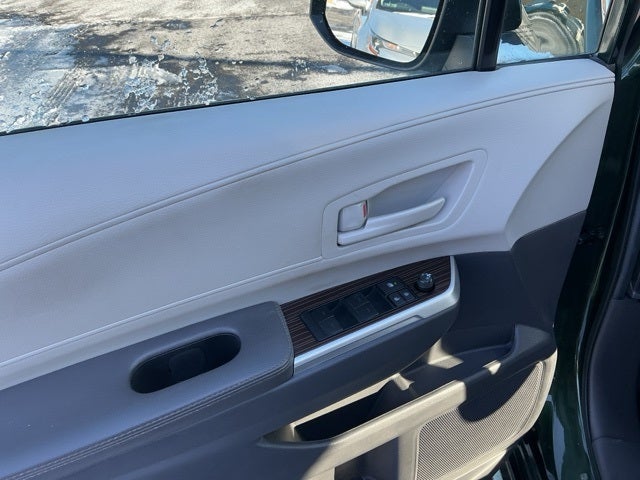 2024 Toyota Sienna LE 8 Passenger