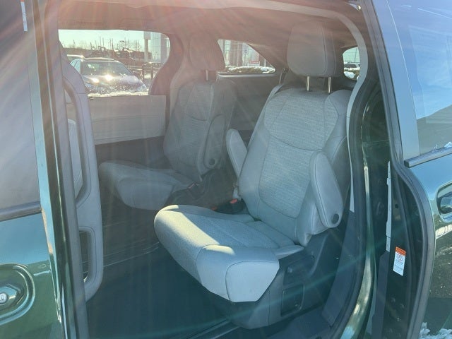 2024 Toyota Sienna LE 8 Passenger