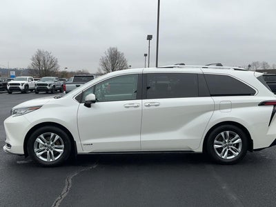 2021 Toyota Sienna Limited 7-Passenger