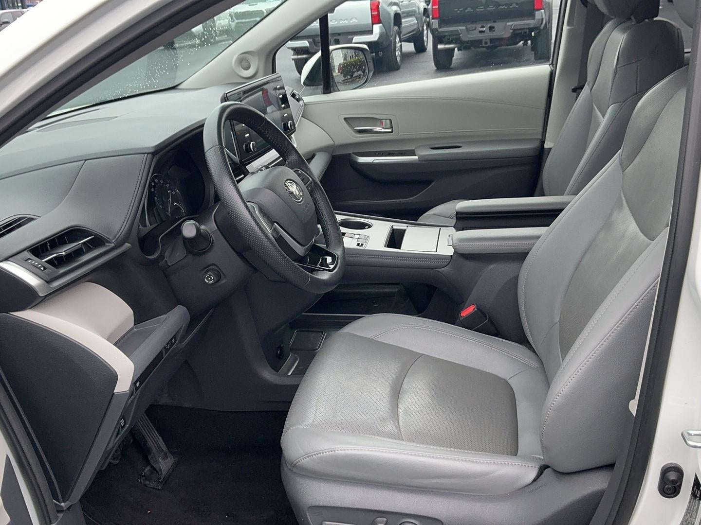 2021 Toyota Sienna Limited 7-Passenger