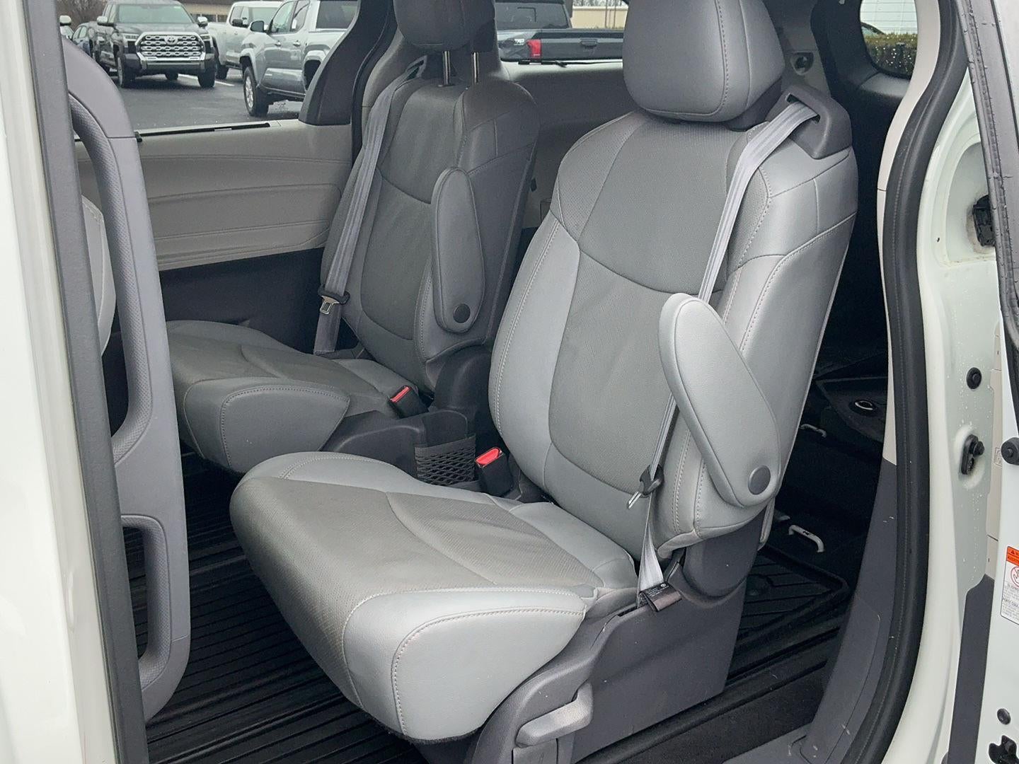 2021 Toyota Sienna Limited 7-Passenger