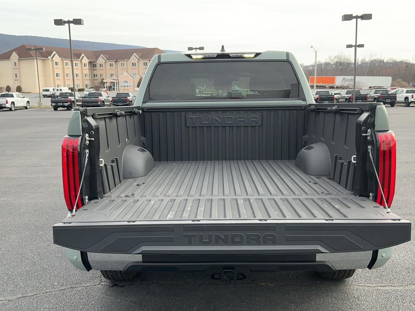 2024 Toyota Tundra SR5