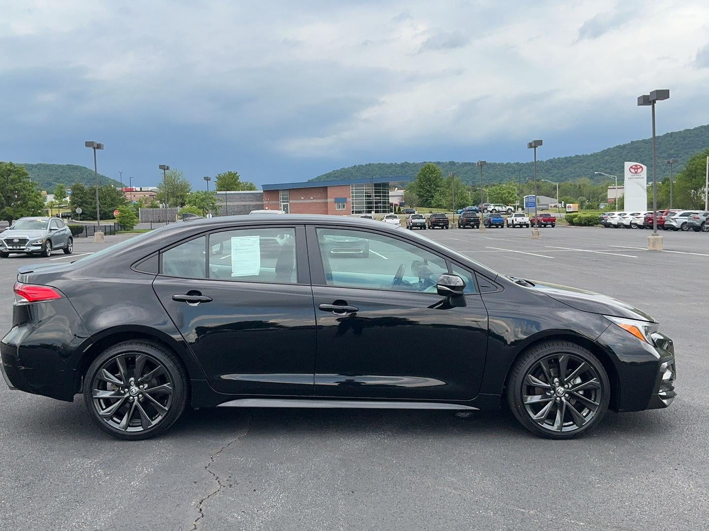 2023 Toyota Corolla SE