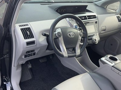 2015 Toyota Prius v Five