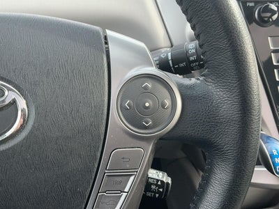 2015 Toyota Prius v Five