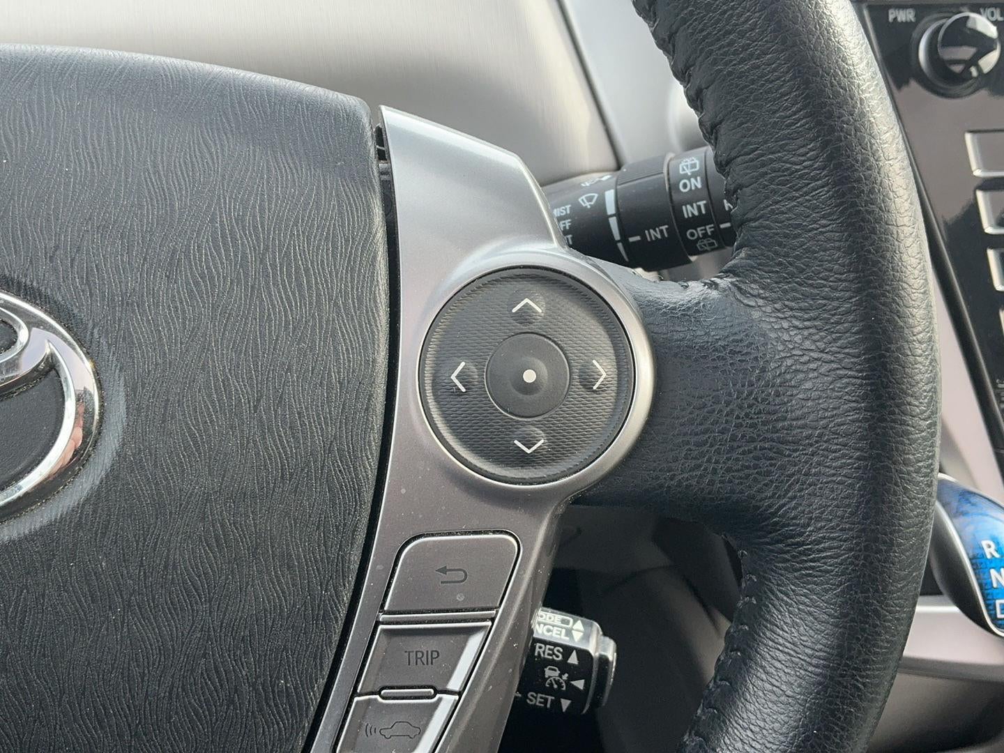 2015 Toyota Prius v Five