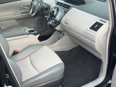 2015 Toyota Prius v Five