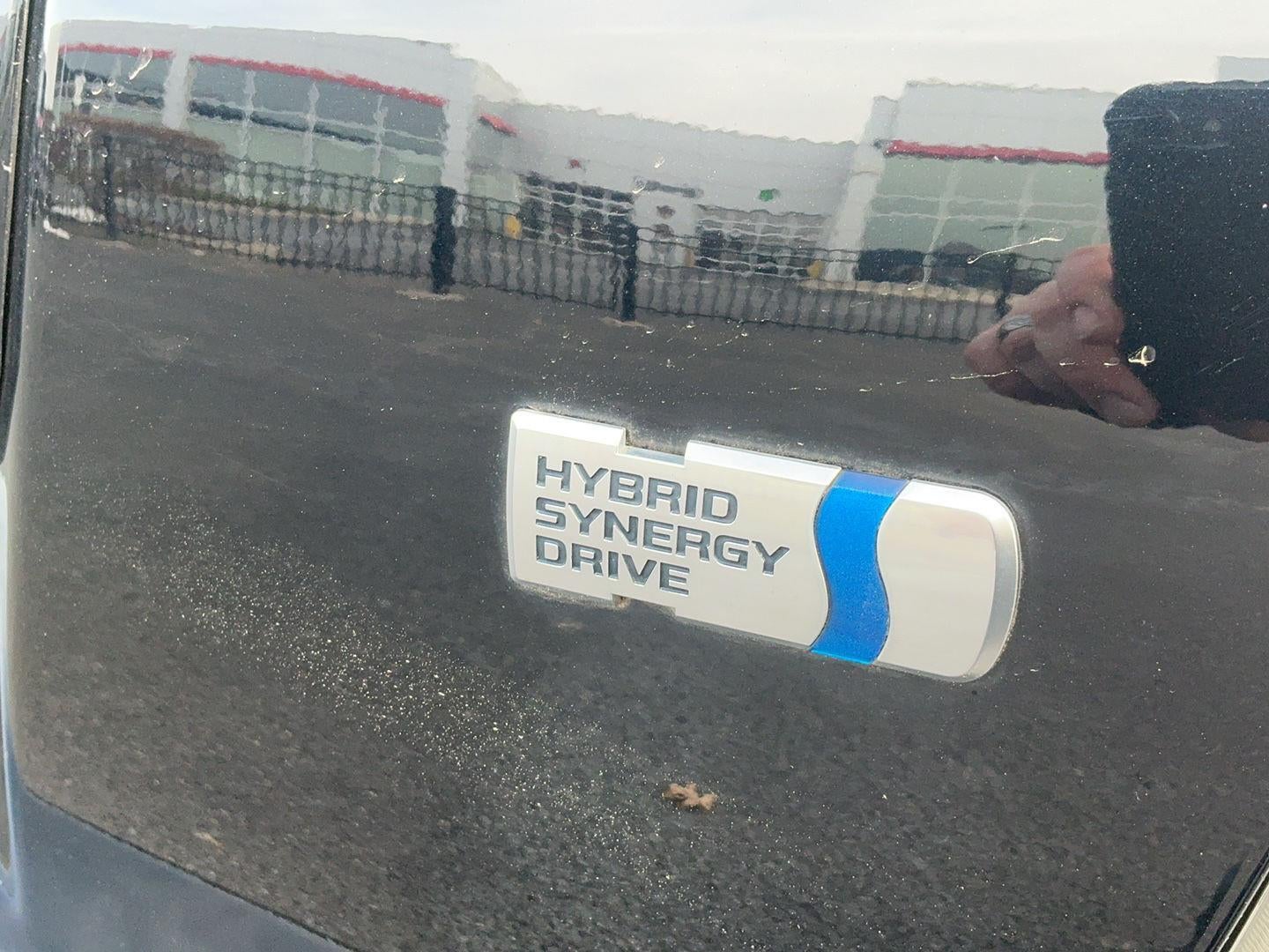 2015 Toyota Prius v Five