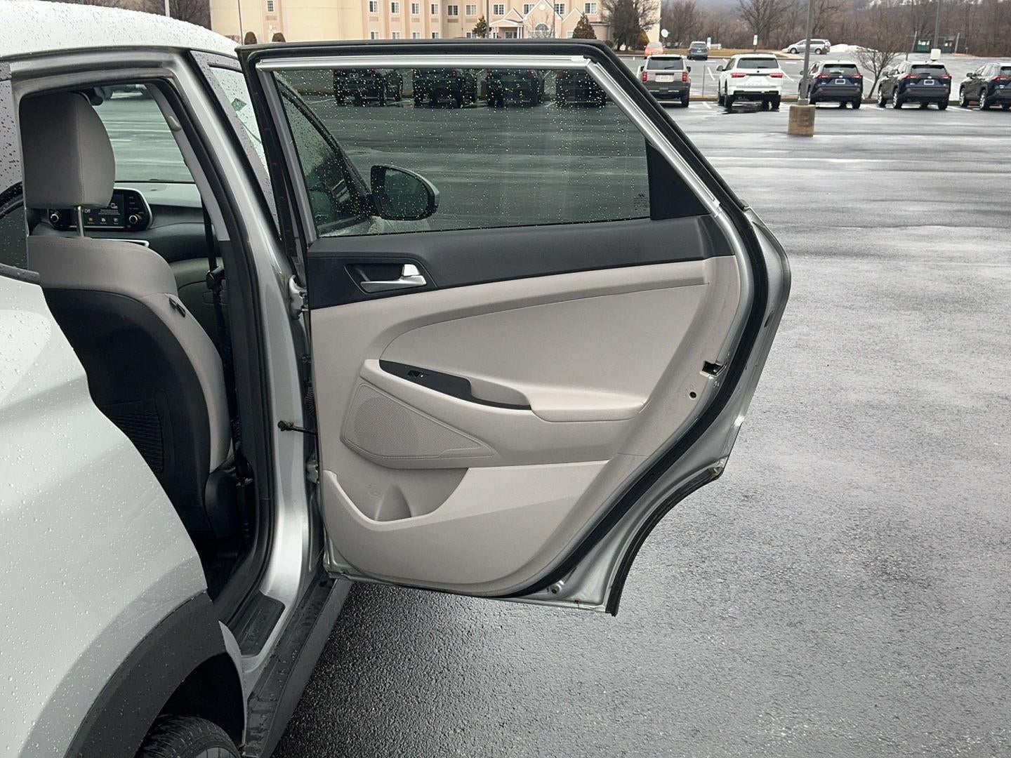 2020 Hyundai TUCSON SE