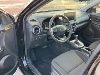 2022 Hyundai KONA SEL