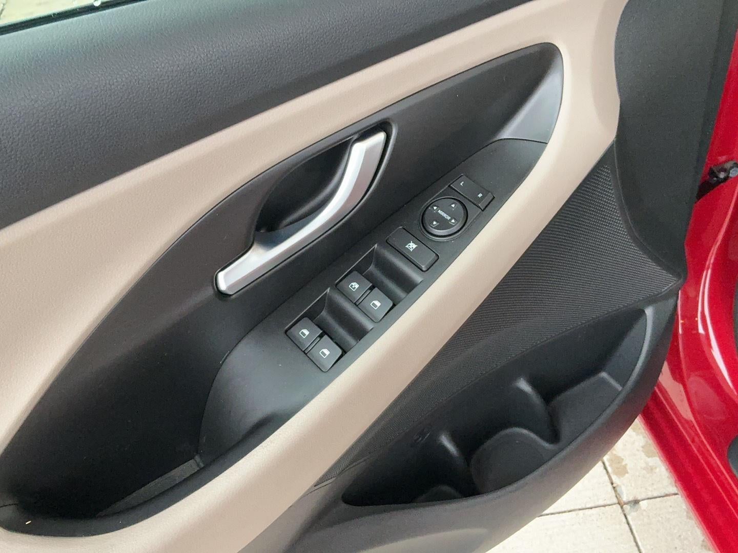 2020 Hyundai ELANTRA GT GT