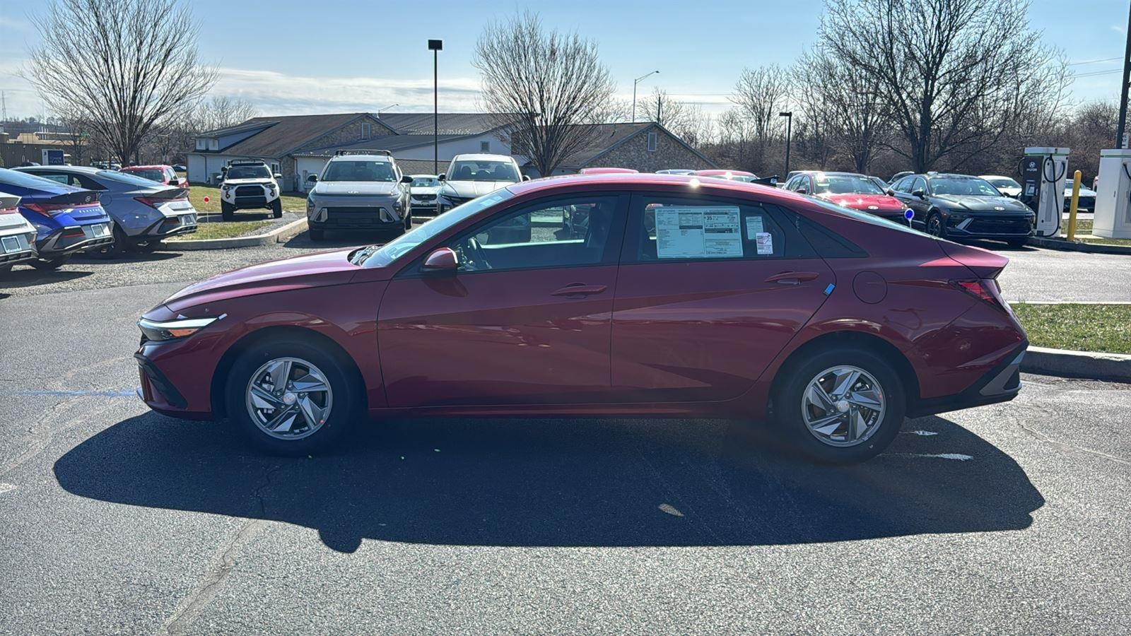 2026 Hyundai ELANTRA SE