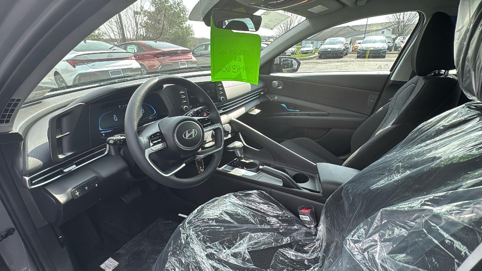 2026 Hyundai ELANTRA SE