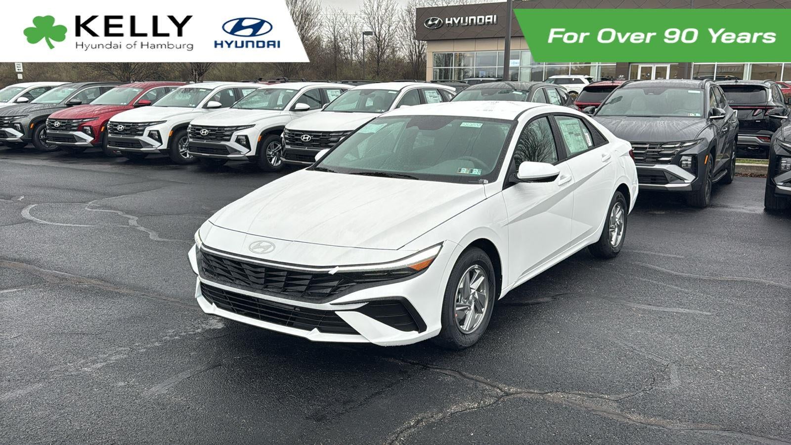 2026 Hyundai ELANTRA SE