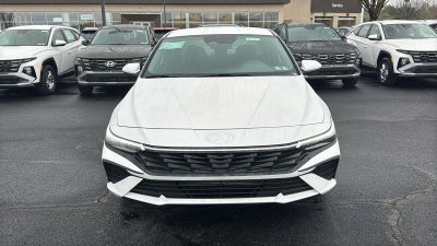 2026 Hyundai ELANTRA SE
