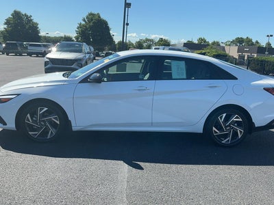 2025 Hyundai ELANTRA HYBRID SEL Sport
