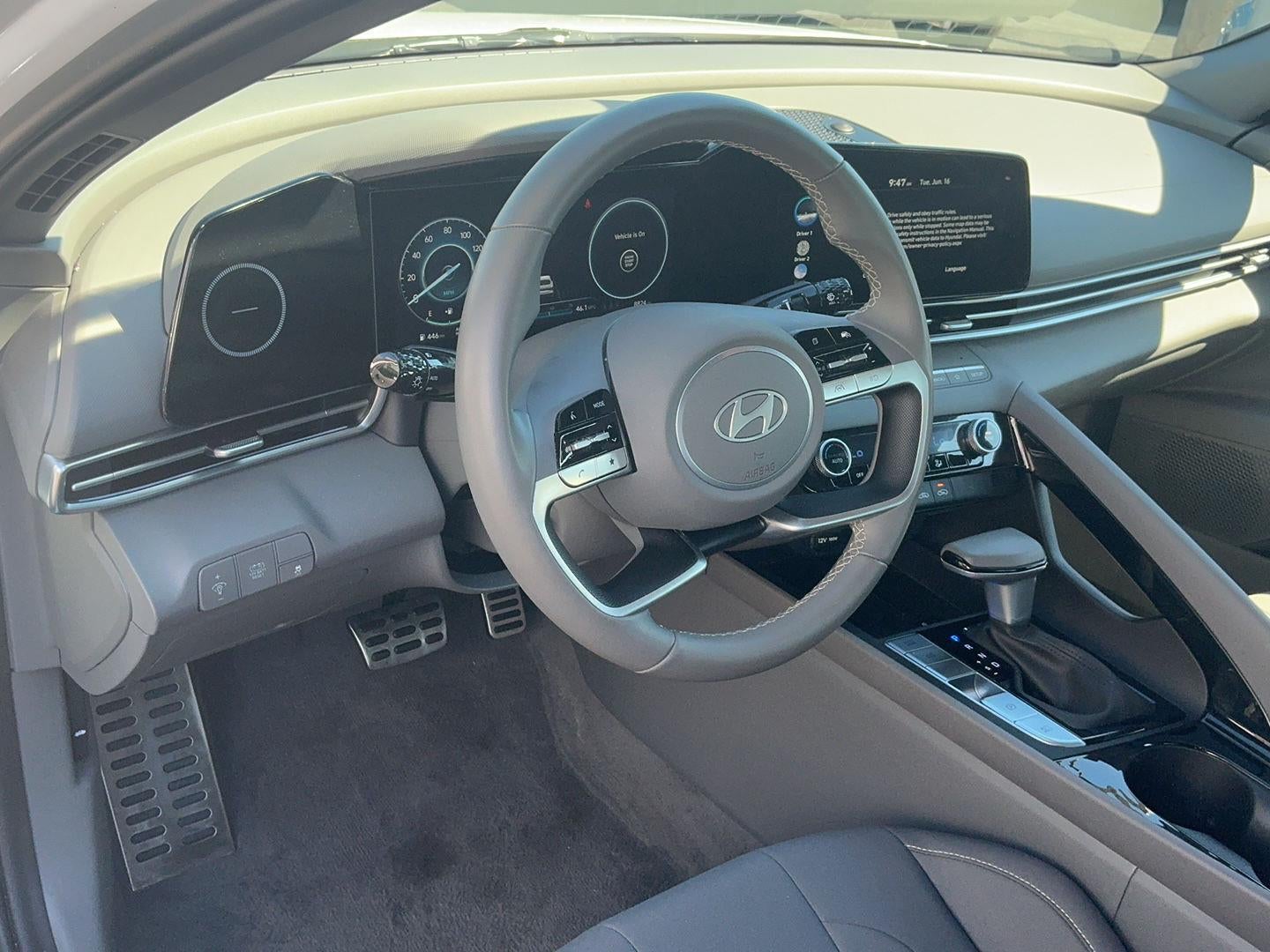 2025 Hyundai ELANTRA HYBRID SEL Sport