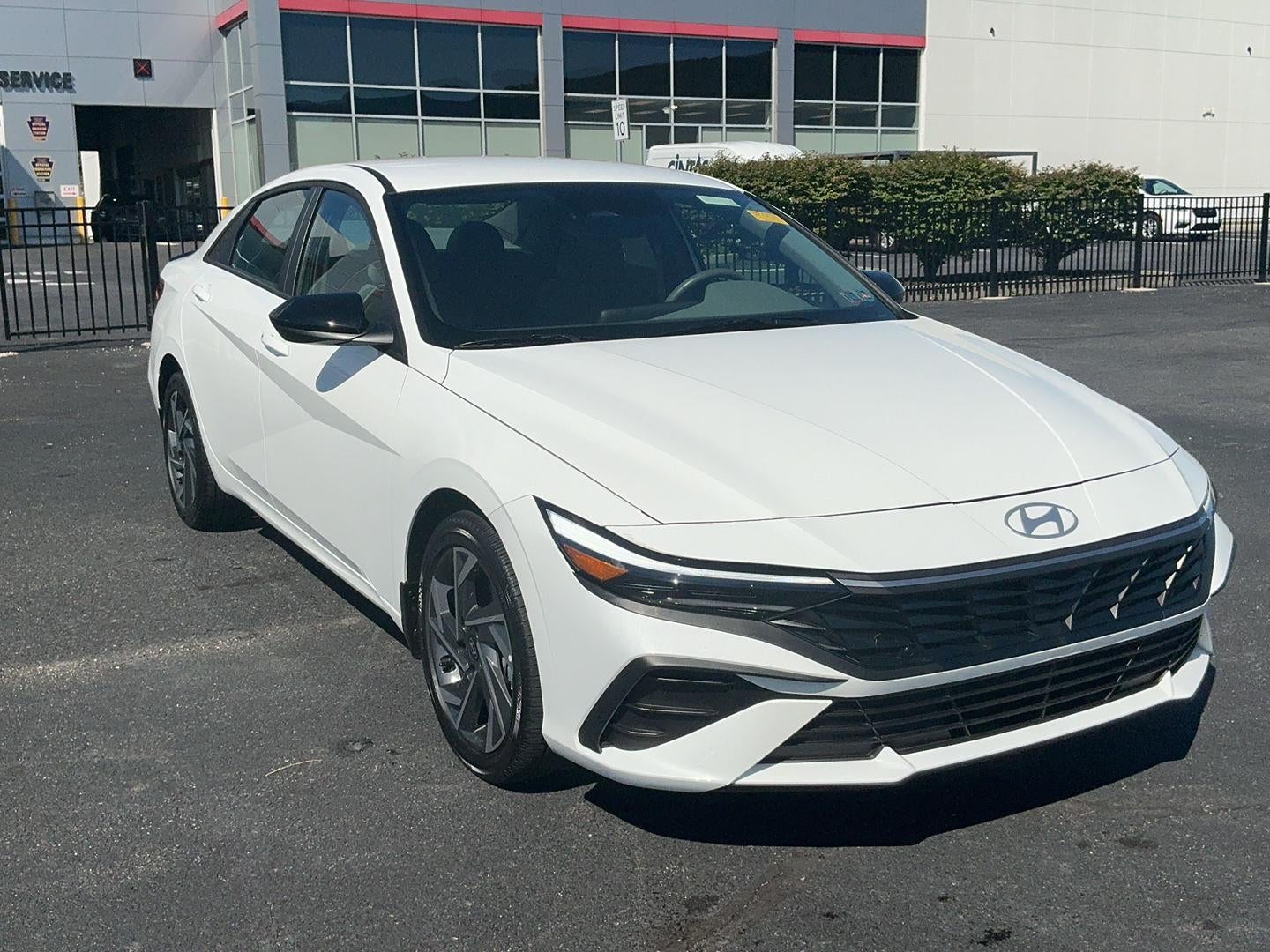 2025 Hyundai ELANTRA HYBRID SEL Sport