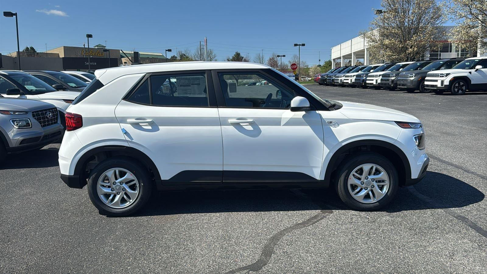 2026 Hyundai VENUE SE