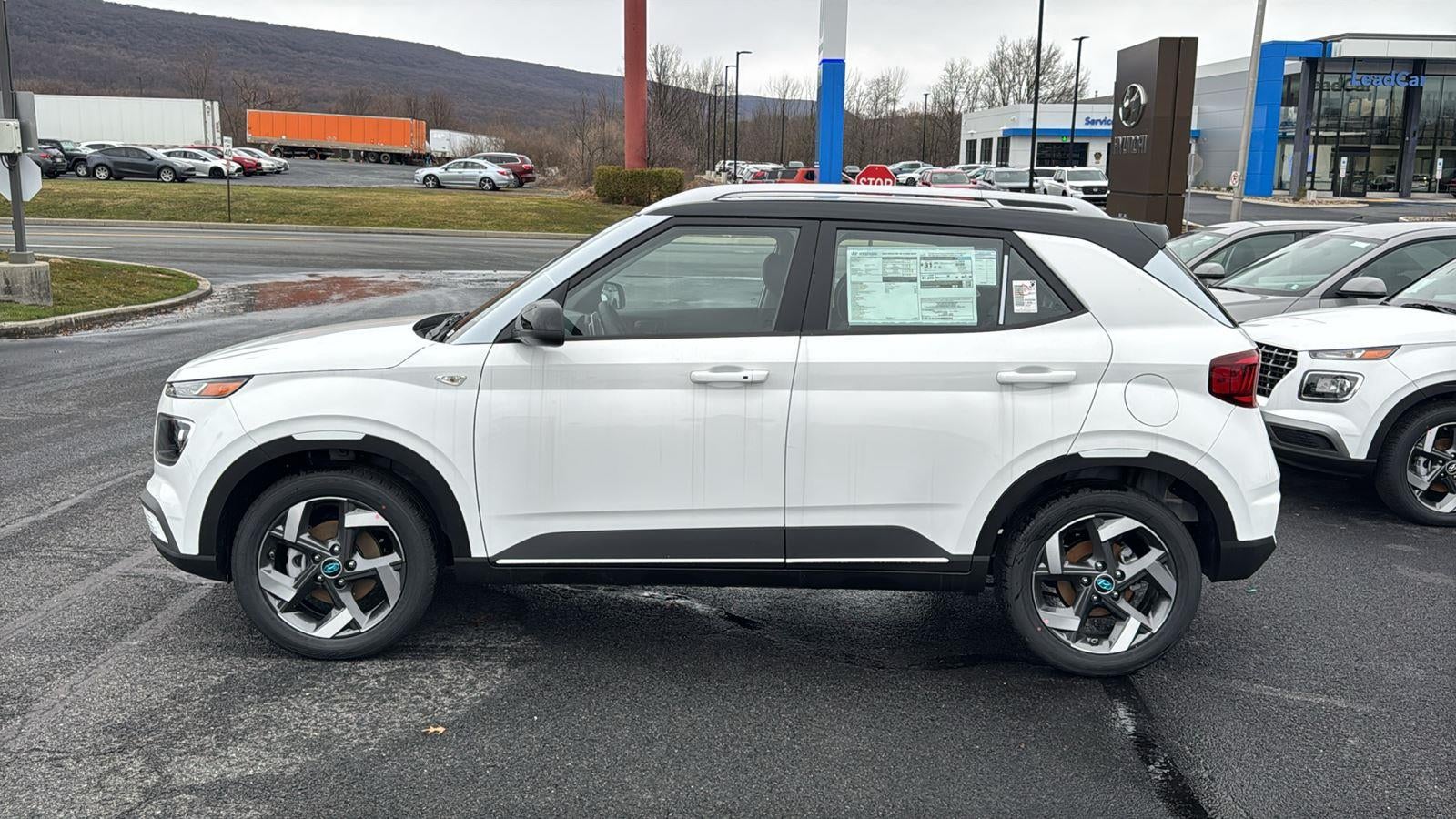 2026 Hyundai VENUE SEL