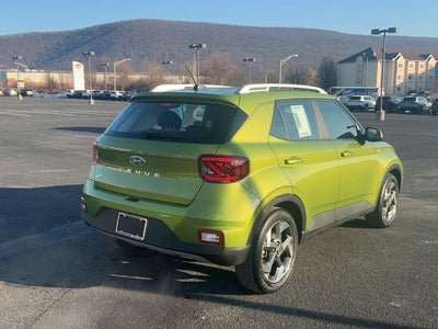 2024 Hyundai VENUE SEL