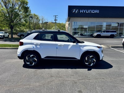 2026 Hyundai VENUE SEL W/Two-Tone Roof