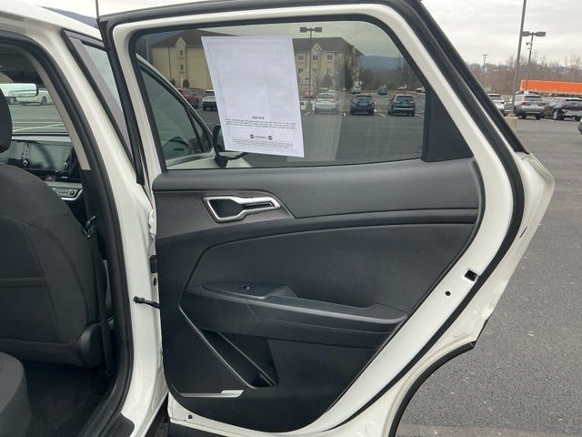 2023 Kia Sportage Hybrid LX